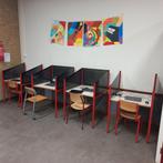Te koop 4 schooltafels en stoelen!, Diversen, Schoolbenodigdheden, Ophalen of Verzenden, Gebruikt