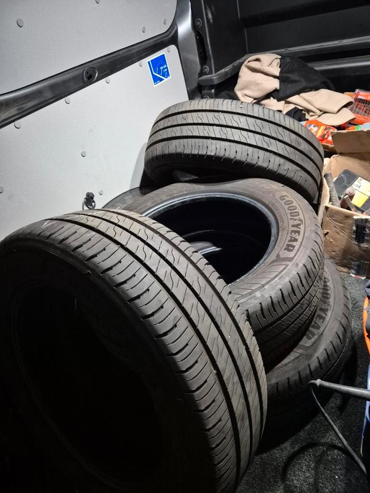 ZGAN Zomerbanden Ford Transit Custom - Set, Auto-onderdelen, Banden en Velgen, Band(en), Zomerbanden, 17 inch, 215 mm, Bestelwagen