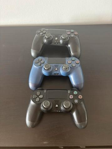 3x PlayStation 4 Controllers beschikbaar voor biedingen