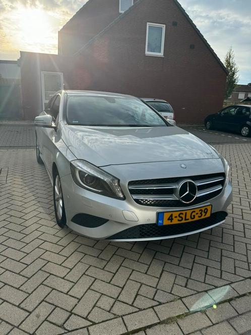 Mercedes-Benz A-Klasse A180 1.6 2013, 170pk 310NM. Top staat, Auto's, Mercedes-Benz, Particulier, A-Klasse, ABS, Adaptieve lichten