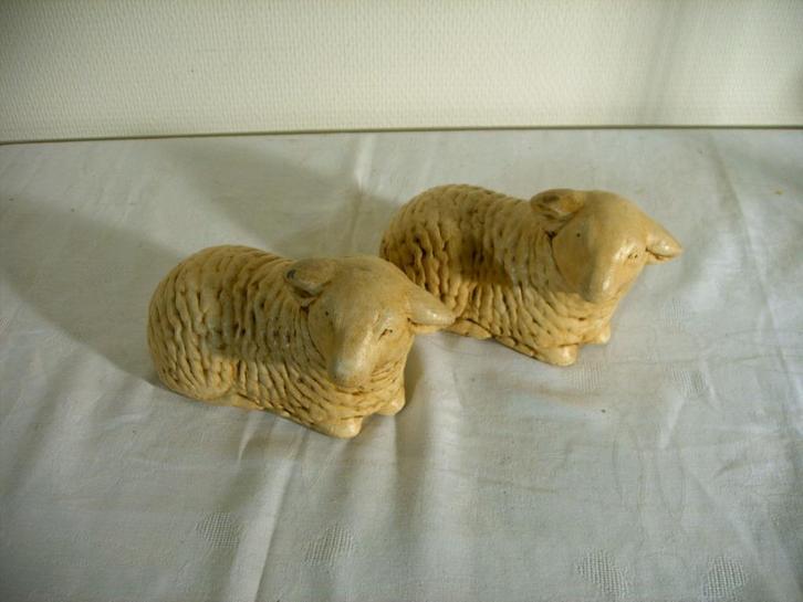 Twee schapen beeldjes, Verzamelen, Beelden en Beeldjes, Zo goed als nieuw, Dier, Ophalen of Verzenden