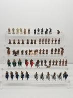 Leuk uit verzameling metalen Ferrero poppetjes en paardjes., Verzamelen, Ophalen of Verzenden, Zo goed als nieuw, Overige typen