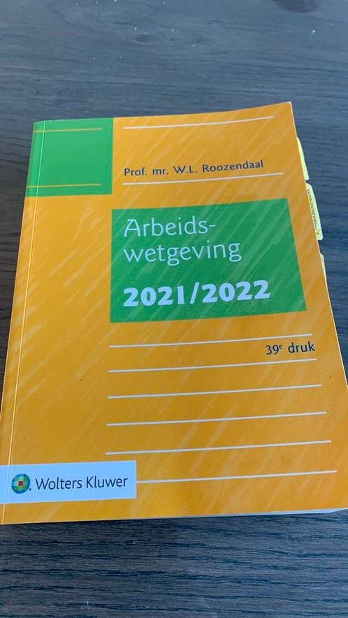 W.L. Roozendaal - Arbeidswetgeving 2021/2022, Boeken, Wetenschap, Zo goed als nieuw, Ophalen of Verzenden