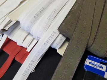 Super mooie partij elastiek rollen en kaartjes  beschikbaar voor biedingen