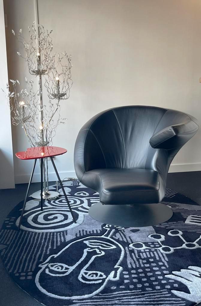 Leolux Parabolica fauteuil/ chaise Black Edit longue NIEUW, Huis en Inrichting, Fauteuils, Nieuw, Leer, Ophalen