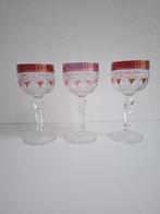 3 zware vintage kristallen glazen met overlay, Ophalen of Verzenden
