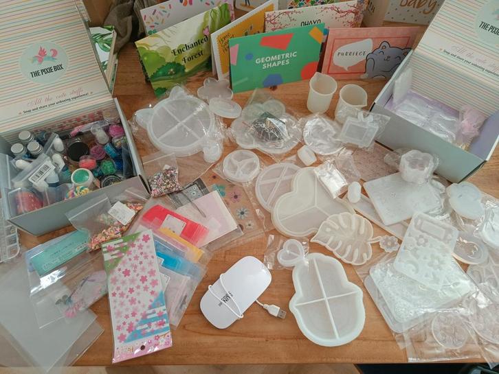 Epoxy starter set incl. Mallen, kleur poeders/inkt en meer!, Hobby en Vrije tijd, Overige Hobby en Vrije tijd, Ophalen of Verzenden