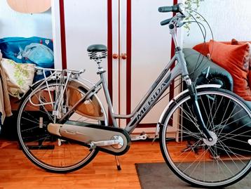 MERIDA FREESPORT DAMES STADSFIETS 8 SPEED  beschikbaar voor biedingen