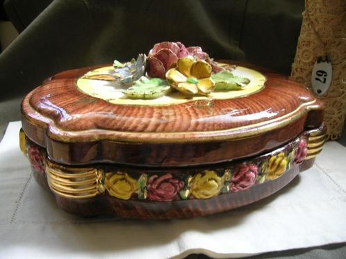oude aardewerk koekschaal met roosjes bloemetjes op deksel, Antiek en Kunst, Curiosa en Brocante, Ophalen of Verzenden