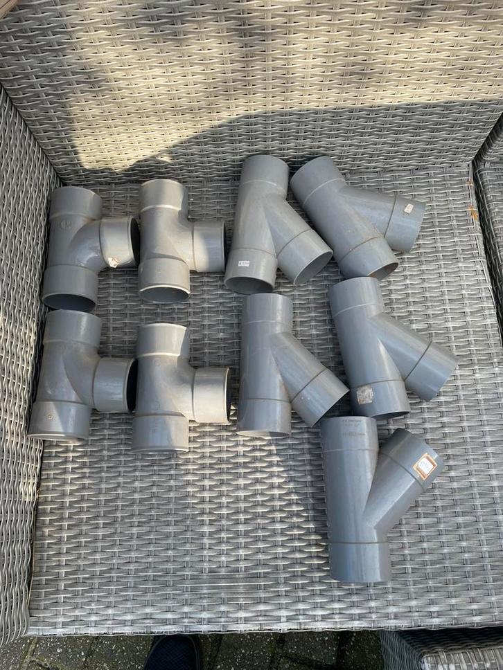 Hulpstukken voor regenpijpen & riolering, Doe-het-zelf en Verbouw, Buizen en Afvoer, Zo goed als nieuw, Overige typen, Pvc, Minder dan 2 meter