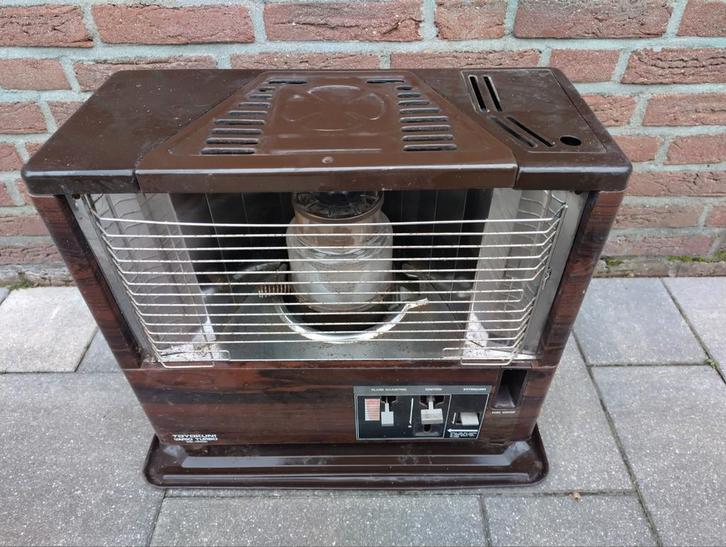 Petroleum kachel, Toyokuni Vario Turbo, DSK-11RW, Huis en Inrichting, Kachels, Gebruikt, Vrijstaand, Petroleumkachel, Overige brandstoffen