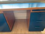 Bureau massief hout (Philips 1954), Ophalen, Gebruikt