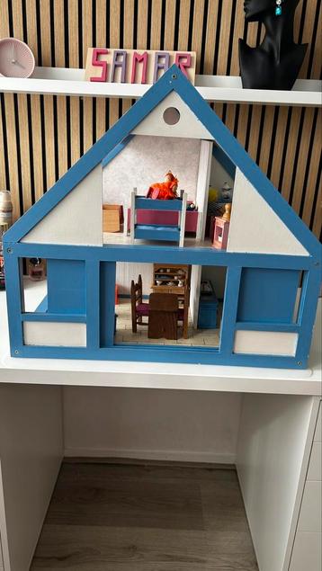 Poppenhuis beschikbaar voor biedingen