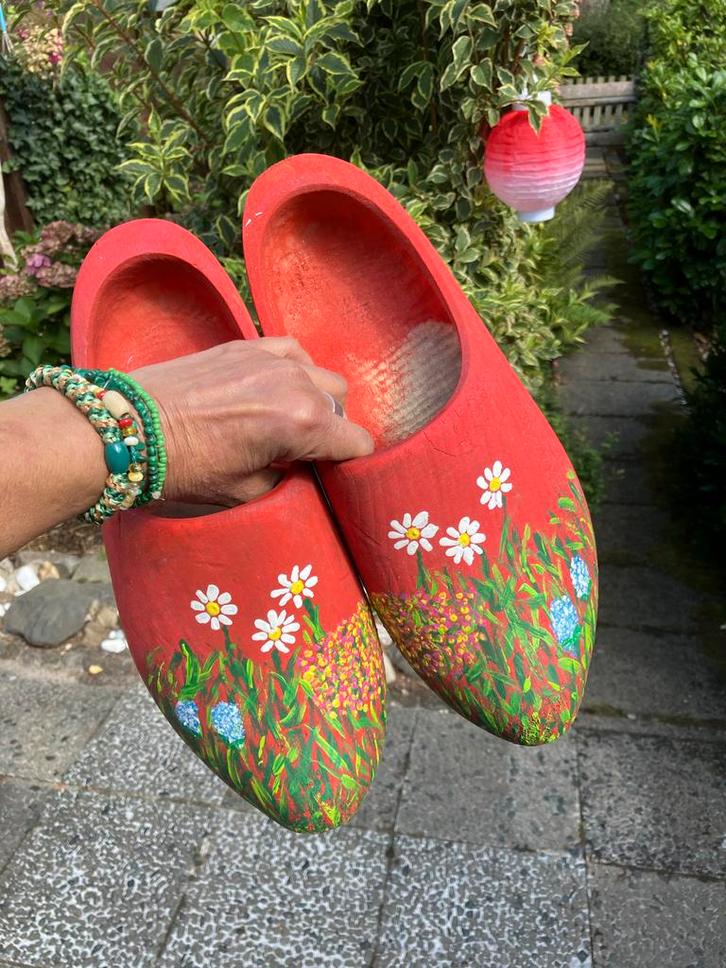 Handbeschilderde klompen, decoratieve tuinaccessoire, Tuin en Terras, Bloembakken en Plantenbakken, Hout, Tuin, Minder dan 30 cm