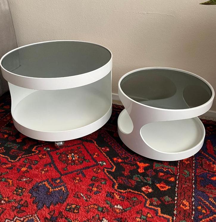 Space age tafels - Nebu - Set van 2 - Jaren 60 70 Retro, Huis en Inrichting, Tafels | Bijzettafels, Gebruikt, Rond, 45 tot 60 cm