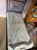 Junior bed 150 x 70 cm staal zwart, Kinderen en Baby's, Kinderkamer | Bedden, Ophalen, Zo goed als nieuw