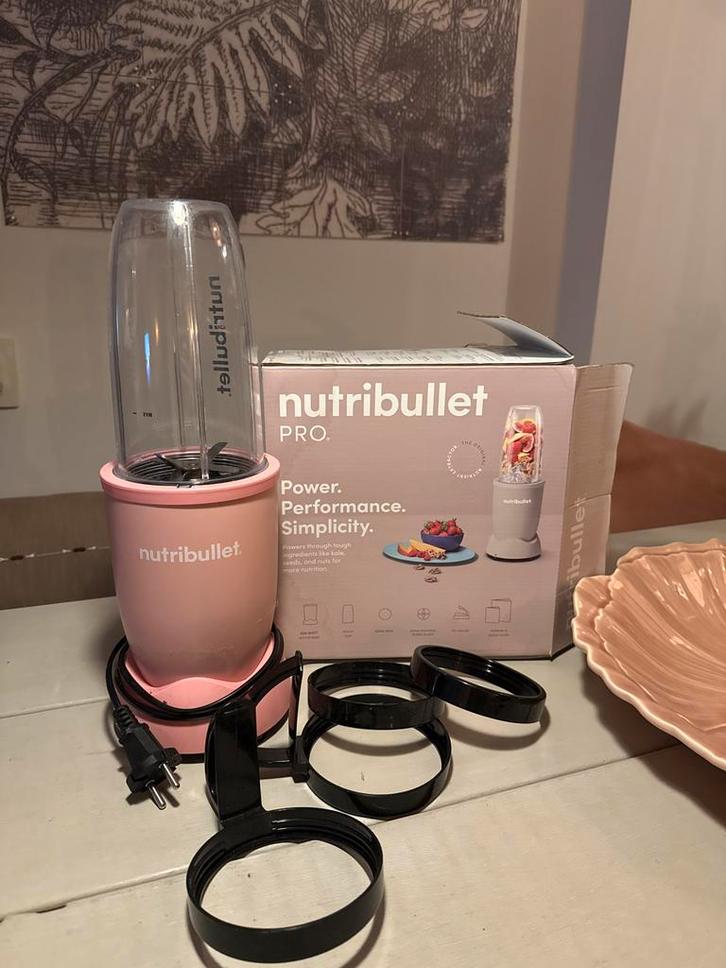 Nutribullet Pro 900 watt Exclusive Pastel Roze - Krachtig, Witgoed en Apparatuur, Blenders, Zo goed als nieuw, Blender, Ophalen of Verzenden