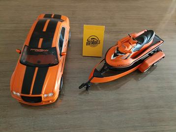 1:18 Chrysler 300C Hemi DCC met aanhanger en jet ski  beschikbaar voor biedingen