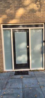Compleet kozijn met melkglas, Doe-het-zelf en Verbouw, Kozijnen en Schuifpuien, Gebruikt, Deurkozijn, Hout, Ophalen