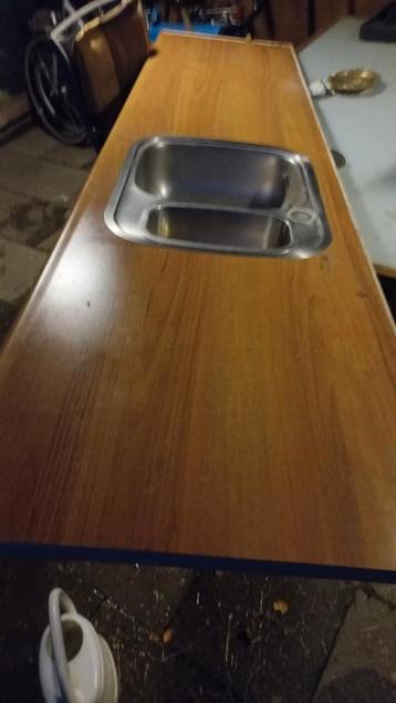 Mooi gaaf keukenblad  beschikbaar voor biedingen