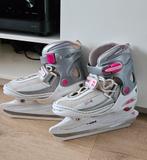 Ski helm + Nijdam verstelbare schaatsen maat 34-37, Sport en Fitness, Schaatsen, Ophalen of Verzenden, Gebruikt, Kunstschaatsen