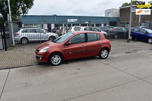 Renault Clio 1.4-16V Dynamique Luxe, Auto's, Renault, Te koop, Clio, ABS, Airbags, Airconditioning, Boordcomputer, Centrale vergrendeling