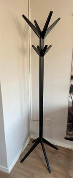 WOOOD Essentials Studio Staande Kapstok Zwart Hout, Ophalen, Gebruikt, Staande kapstok, 150 tot 200 cm