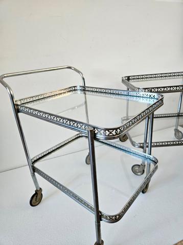 Mid century trolley serveerwagen  beschikbaar voor biedingen