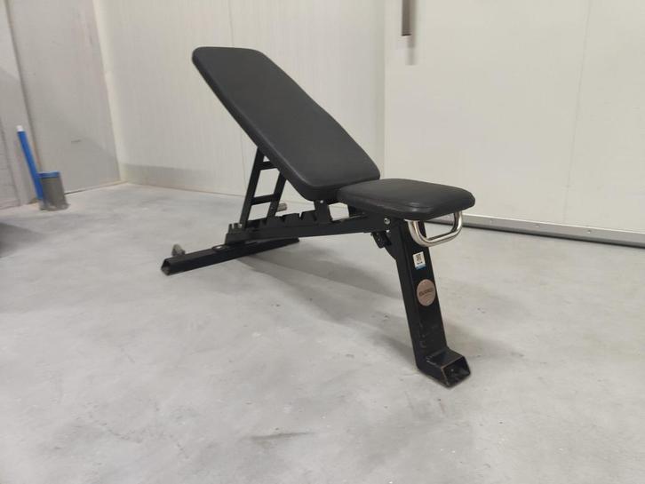 Eleiko adjustable bench, Sport en Fitness, Fitnessmaterialen, Gebruikt, Fitnessbank, Armen, Benen, Borst, Rug, Ophalen
