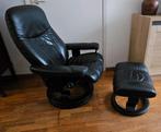 Stressles relaxstoel met hocker, Huis en Inrichting, Fauteuils, Ophalen, Gebruikt, Leer, 50 tot 75 cm