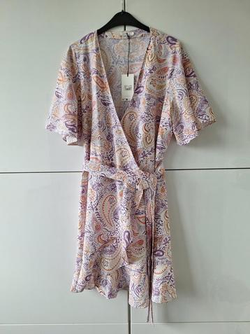 Sissy-boy linnen wikkeljurk Ellis Bigflower met paisleyprint beschikbaar voor biedingen