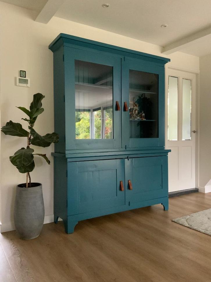 Prachtige houten buffetkast!, Huis en Inrichting, Kasten | Buffetkasten, Gebruikt, 200 cm of meer, 150 tot 200 cm, 25 tot 50 cm