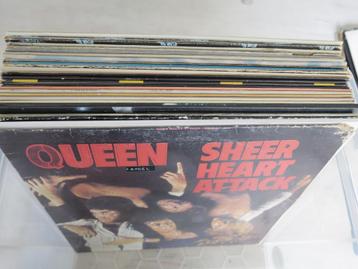 Te Koop: Platenkoffer met diverse vinyl lp's beschikbaar voor biedingen