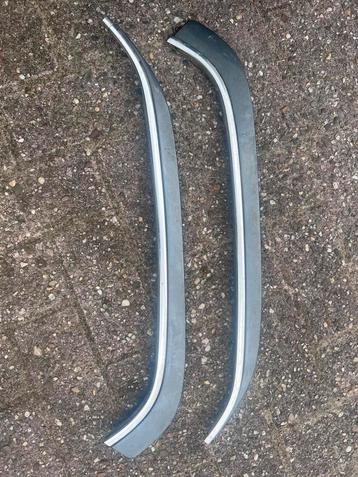 E30 2- deurs / coupe C stijl afdekkap sierlijst beschikbaar voor biedingen