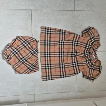 Burberry zomerpakje | Maat 80 cm beschikbaar voor biedingen