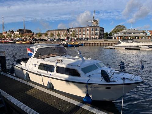 Een prachtige kajuit boot te koop., Watersport en Boten, Motorboten en Motorjachten, Gebruikt, Polyester, 6 tot 9 meter, Benzine