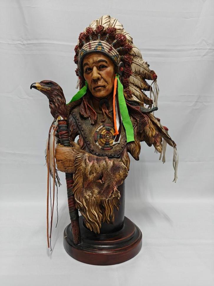 Opperhoofd op stolp, chief. Indiaan, Tooi., Verzamelen, Beelden en Beeldjes, Nieuw, Mens, Ophalen of Verzenden