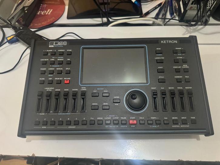 Ketron sd90 module +Roland bk7 m, Muziek en Instrumenten, Soundmodules, Zo goed als nieuw, Ophalen