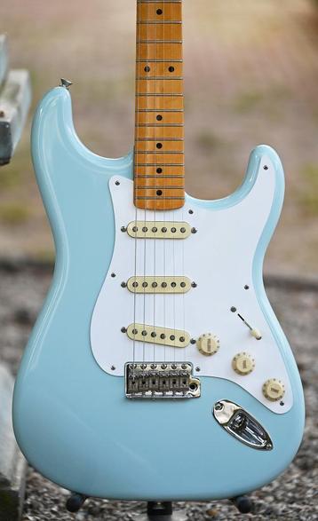 Fender Vintera ’50s Stratocaster – Sonic Blue beschikbaar voor biedingen