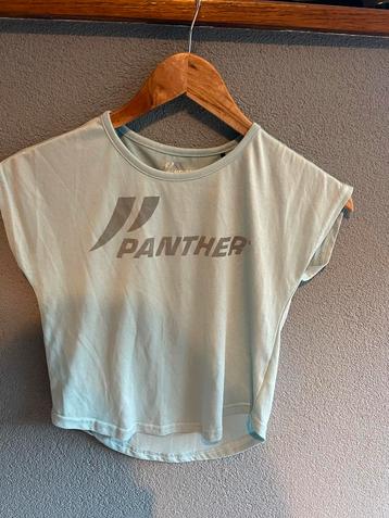 Lichtblauw Sport Shirtje Maat 128 beschikbaar voor biedingen