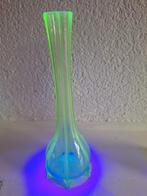 2 Art Deco Uraniumglas Solifleurs - Annagroen, Ophalen of Verzenden