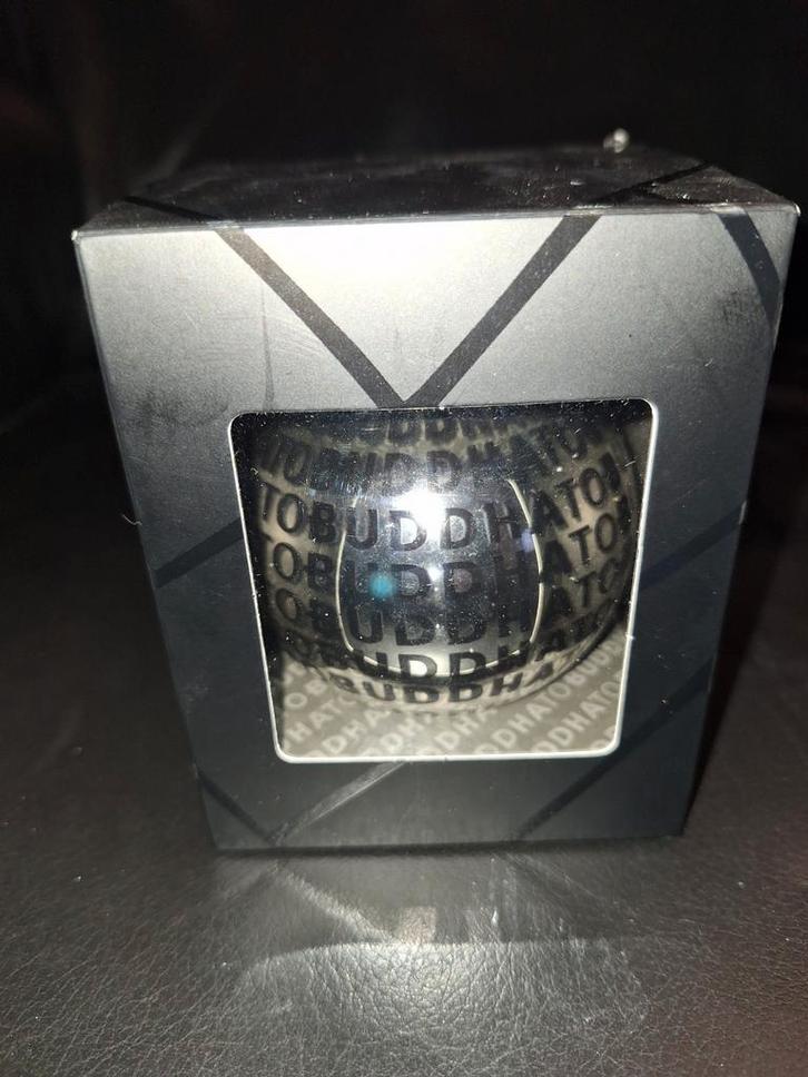 Buddha to Buddha Kerstbal - Nieuw in Doos, Diversen, Kerst, Nieuw, Ophalen of Verzenden