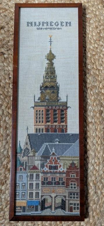 Vintage geborduurd schilderij Stevenstoren Nijmegen beschikbaar voor biedingen