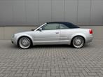 Audi A4 3.0 V6 162KW Cabrio AUT 2002 Grijs, Auto's, Audi, 1595 kg, Cabriolet, 4 stoelen, A4