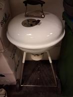 Barbecue met accessoires, Tuin en Terras, Houtskoolbarbecues, Ophalen of Verzenden, Gebruikt, Weber, Met accessoires