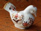 Mooi oud Engels porselein beeldje van een duif 13,5 cm., Antiek en Kunst, Antiek | Porselein, Ophalen of Verzenden