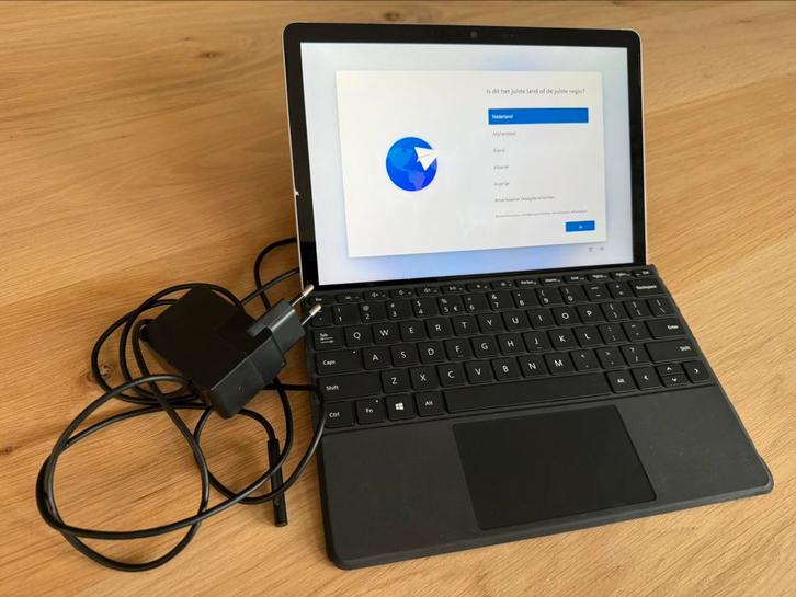 Windows Surface 3 met verlicht toetsenbord en lader, Computers en Software, Windows Laptops, Zo goed als nieuw, 13 inch, Minder dan 2 Ghz