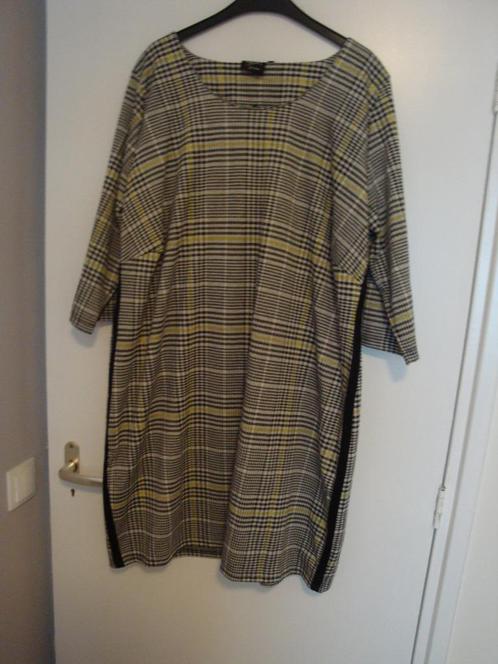 Nieuwe zwart / wit / lemon geblokte jurk. Maat 46 / 48., Kleding | Dames, Jurken, Nieuw, Maat 46/48 (XL) of groter, Overige kleuren