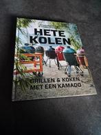 Hete Kolen - Grillen & Koken met een Kamado - Hazebroek HC, Boeken, Ophalen of Verzenden, Zo goed als nieuw