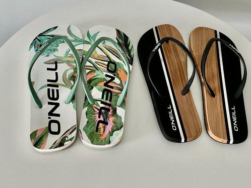 2 paar nieuwe slippers, O'Neill, maat 40, Kleding | Dames, Schoenen, Nieuw, Slippers, Ophalen of Verzenden